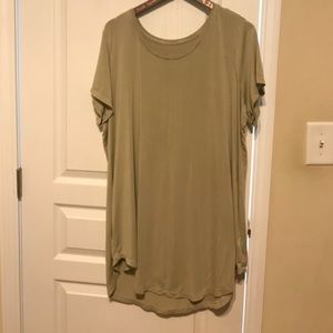 LOGO by Lori Goldstein top